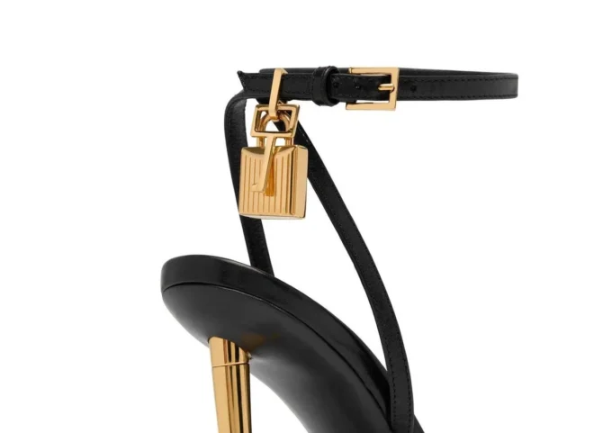 Shiny Leather Padlock Pointy Naked Sandal Shiny Leather Padlock Pointy Naked Sandal