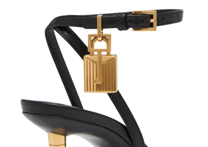 Shiny Leather Padlock Pointy Naked Sandal 85Mm Shiny Leather Padlock Pointy Naked Sandal 85Mm