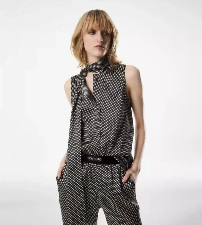 Sleeveless Lavalliere Silk Blouse Sleeveless Lavalliere Silk Blouse